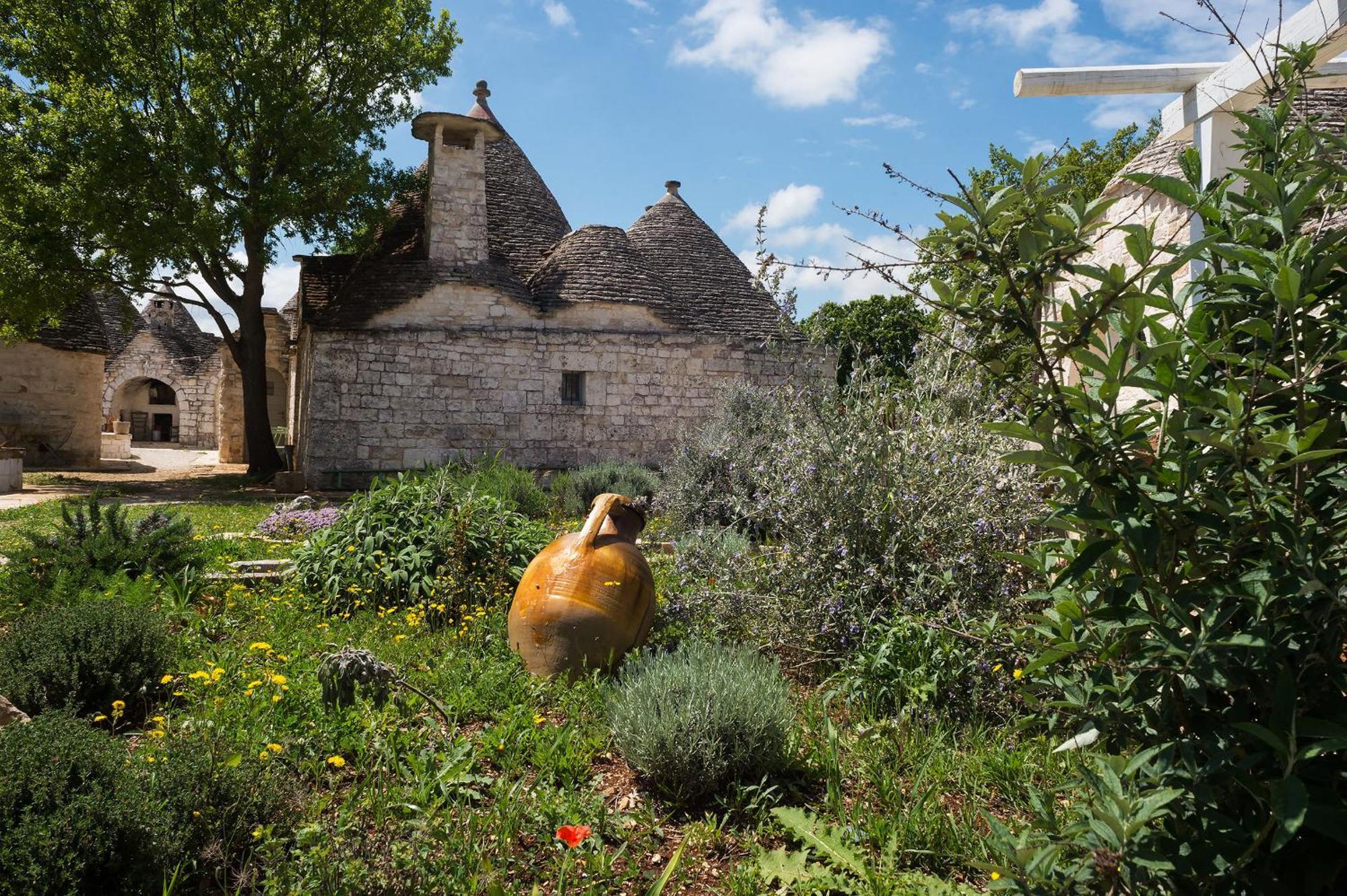 Le Dieci Porte Aparthotel Alberobello Exterior photo